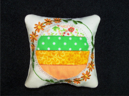 Square Daisy Pincushion