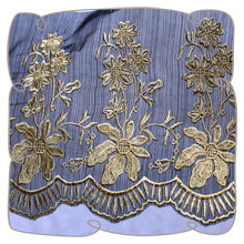 Compact Flower Poinsettia Lace 6x8