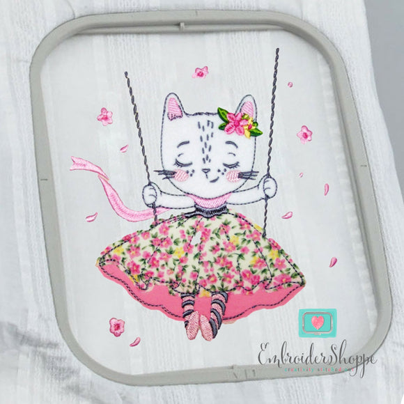 Swinging Kitty Raw Edge Applique