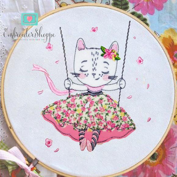 Swinging Kitty Raw Edge Applique