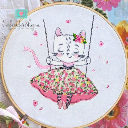 Swinging Kitty Raw Edge Applique