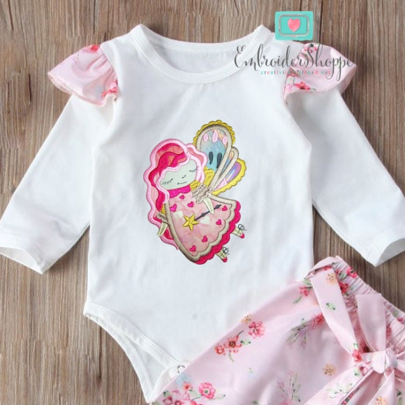 Flying Alvina Applique