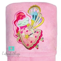 Flying Alvina Applique