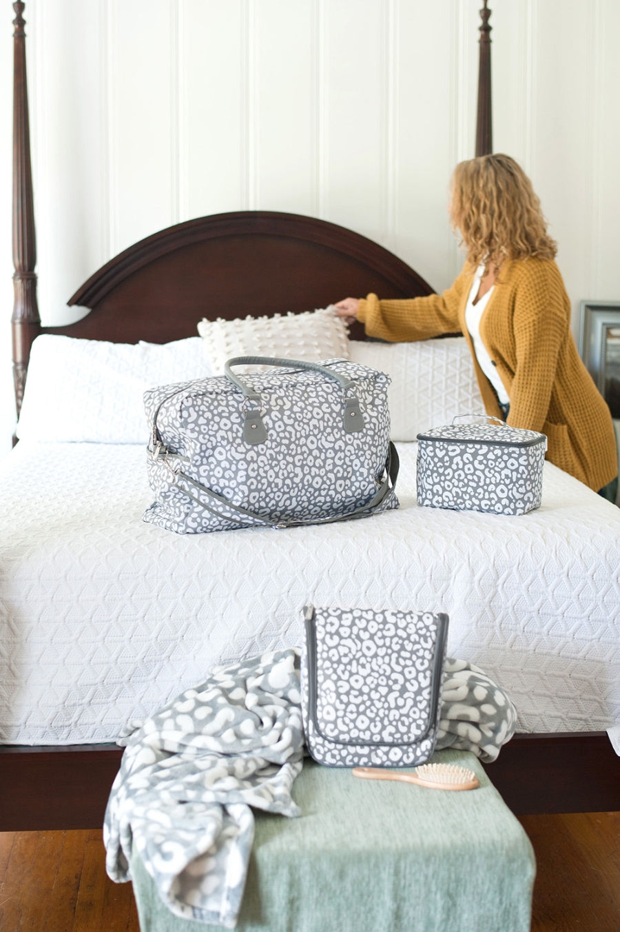 Smokey Leopard Cosmetic Bag