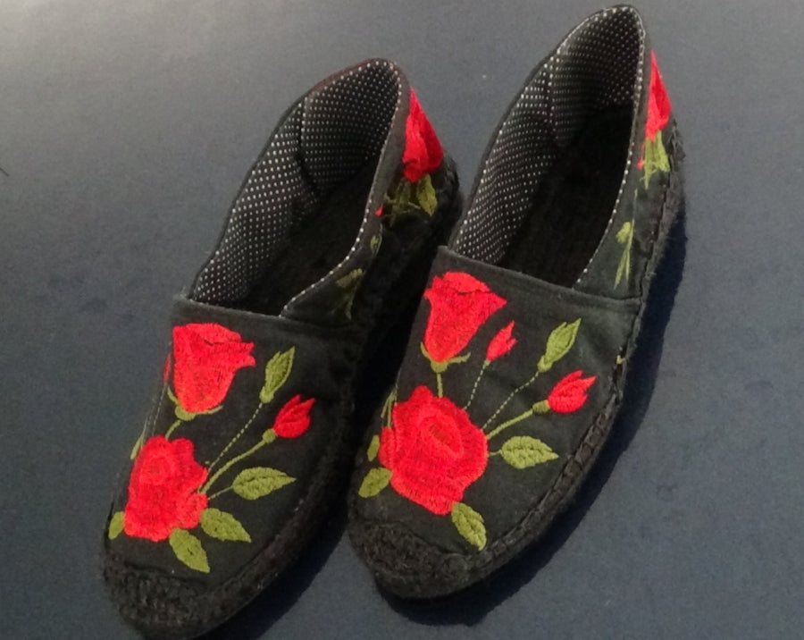 Red Rose Black Soles Espadrille DOUBLE DEAL