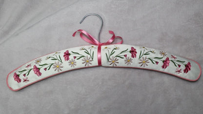 Dainty Hangers 2 DESIGN SET