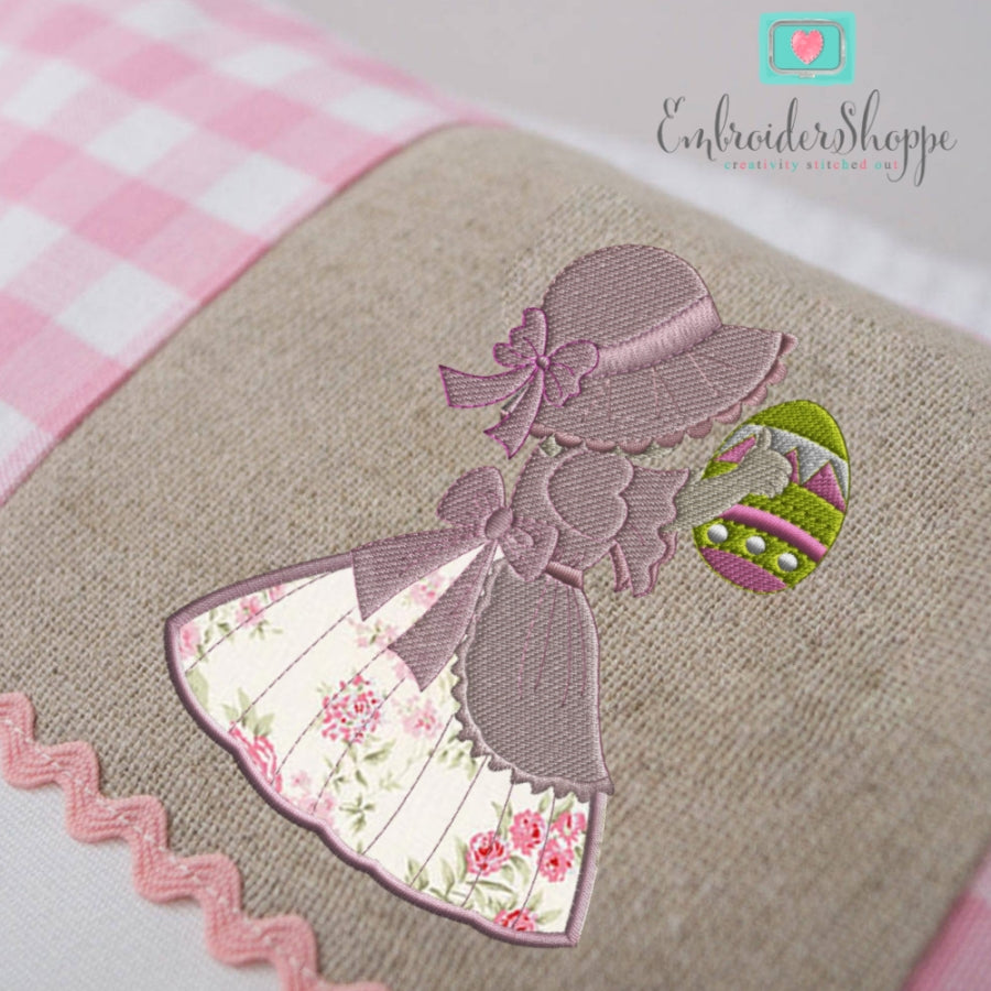 Sunbonnet With Egg Applique