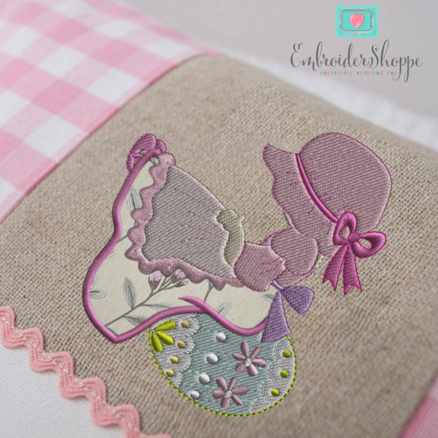 Sunbonnet on Egg Applique