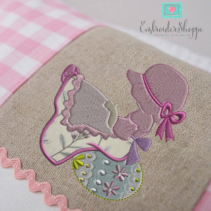 Sunbonnet on Egg Applique