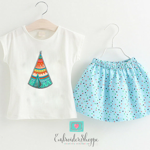 Flirty Teepee Applique