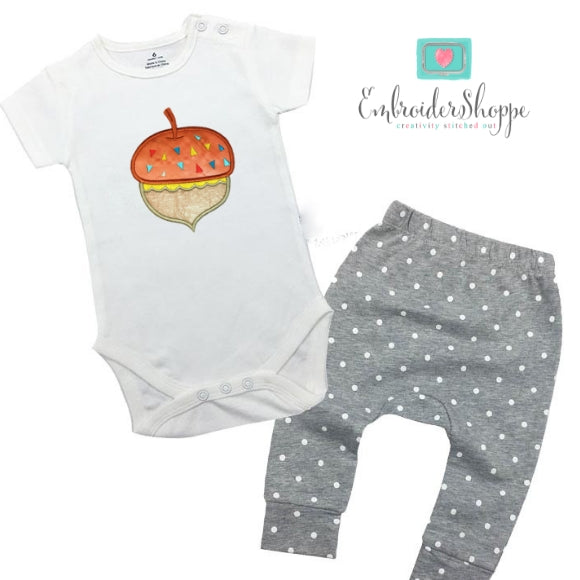 Nutty Acorn Applique